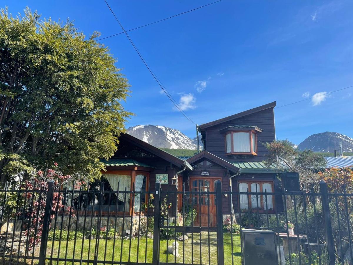 Ulen Bed & Breakfast Ushuaia Exterior photo